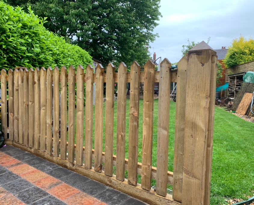 picket fencing