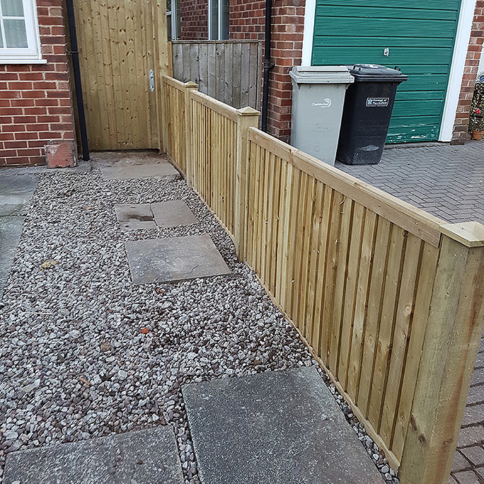 featherboard panels timber post 06 tatton fencing