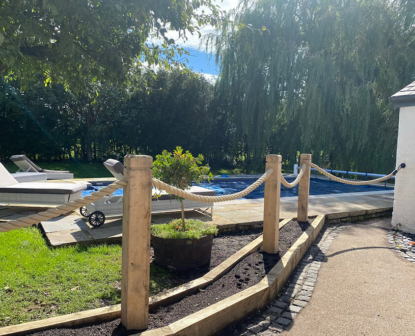 oak posts with rope